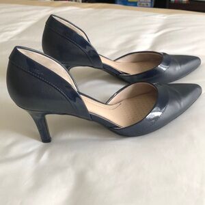 Life Stride navy d’orsay pumps